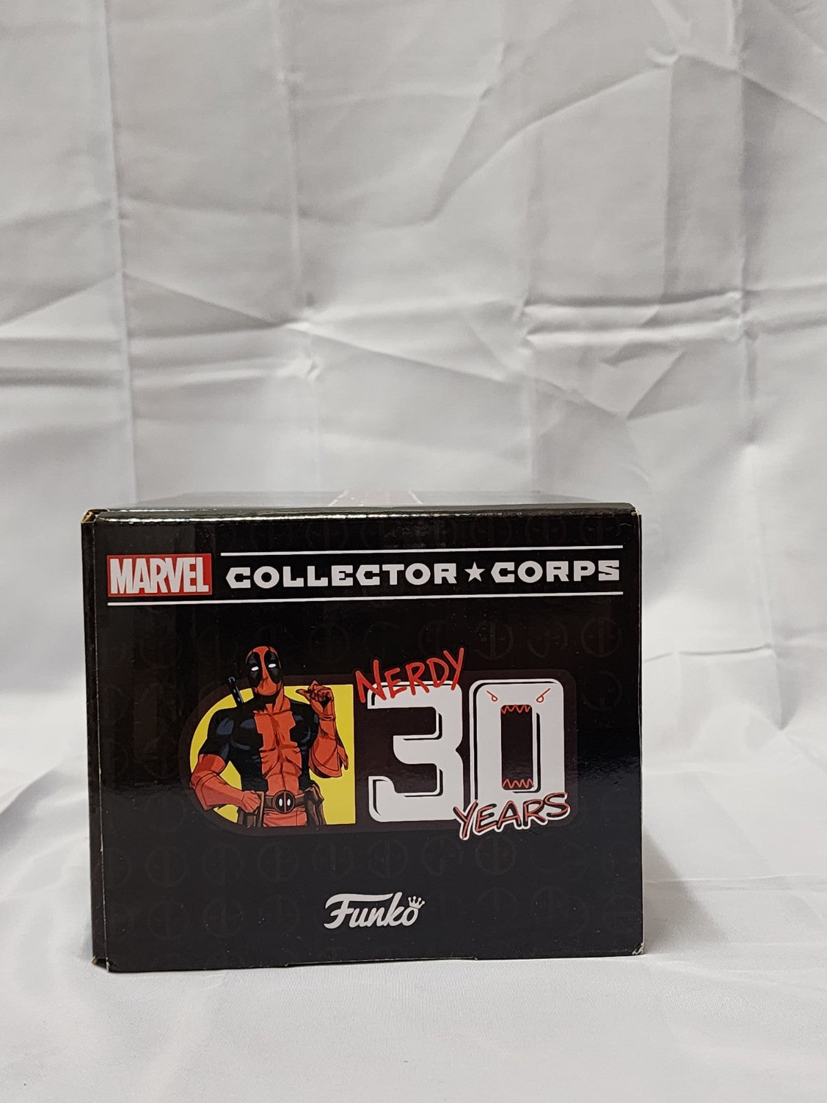Marvel collector corps Deadpool Funko Pop And Tee Size Medium BREE2
