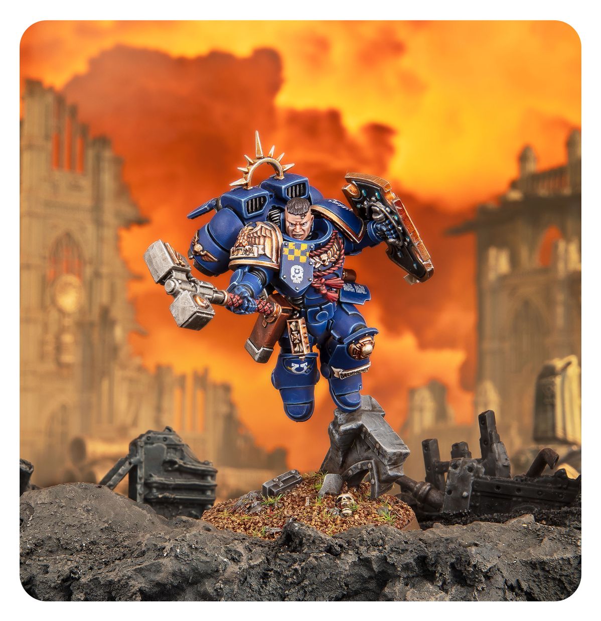 Warhammer 40000 Space Marines Captain With Jump Pack And Relic Shield