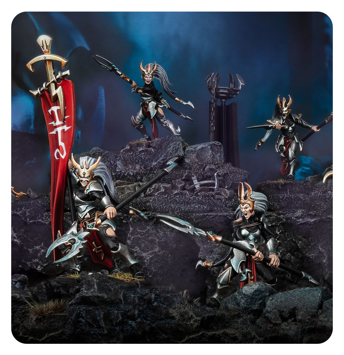 Warhammer Age Of Sigmar: Daughters Of Khaine - Blood Hags