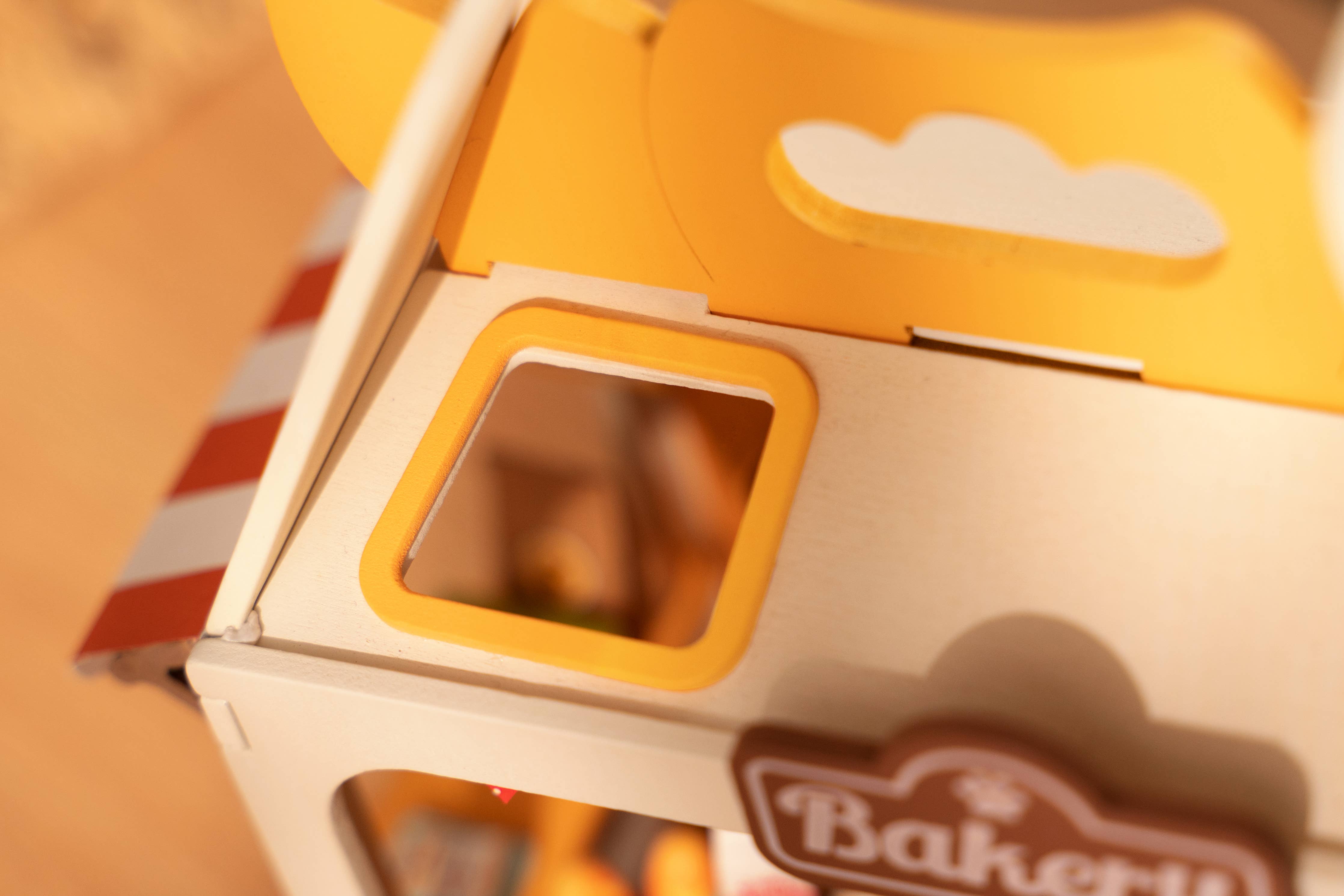 DS033 Teddy's Breadbox ROBOTIM Rolife DIY Miniature House