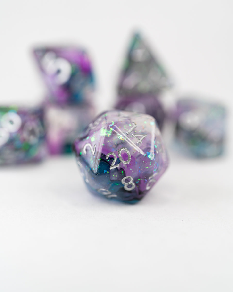Frostflower | 7 Piece Acrylic Dice Set - Emberglow Gaming