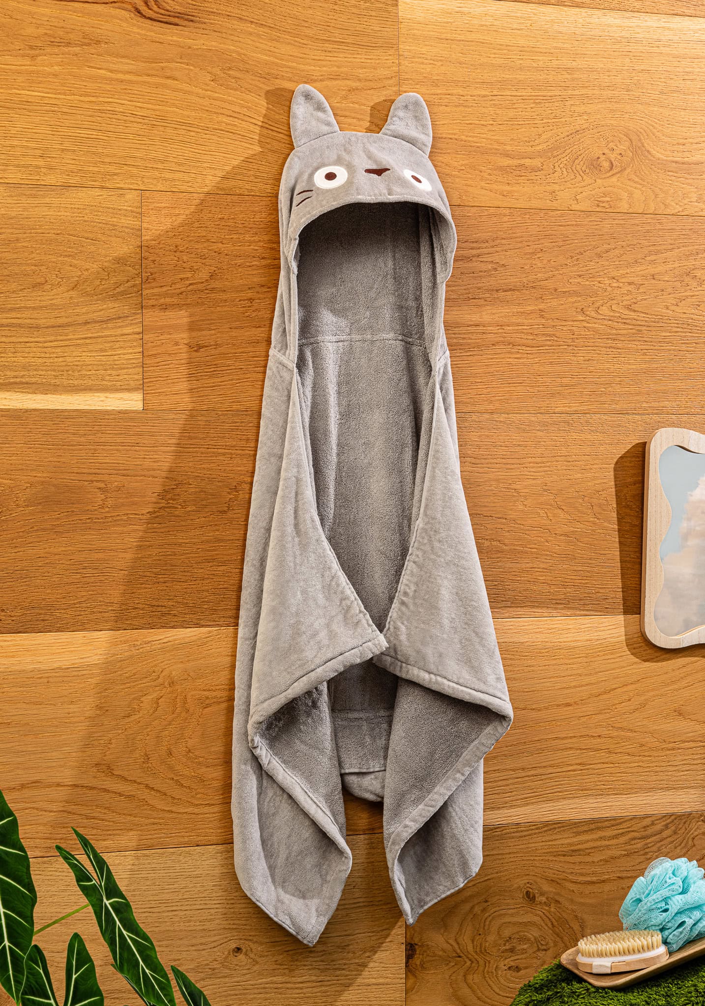 My Neighbor Totoro Hooded Towel (Totoro)