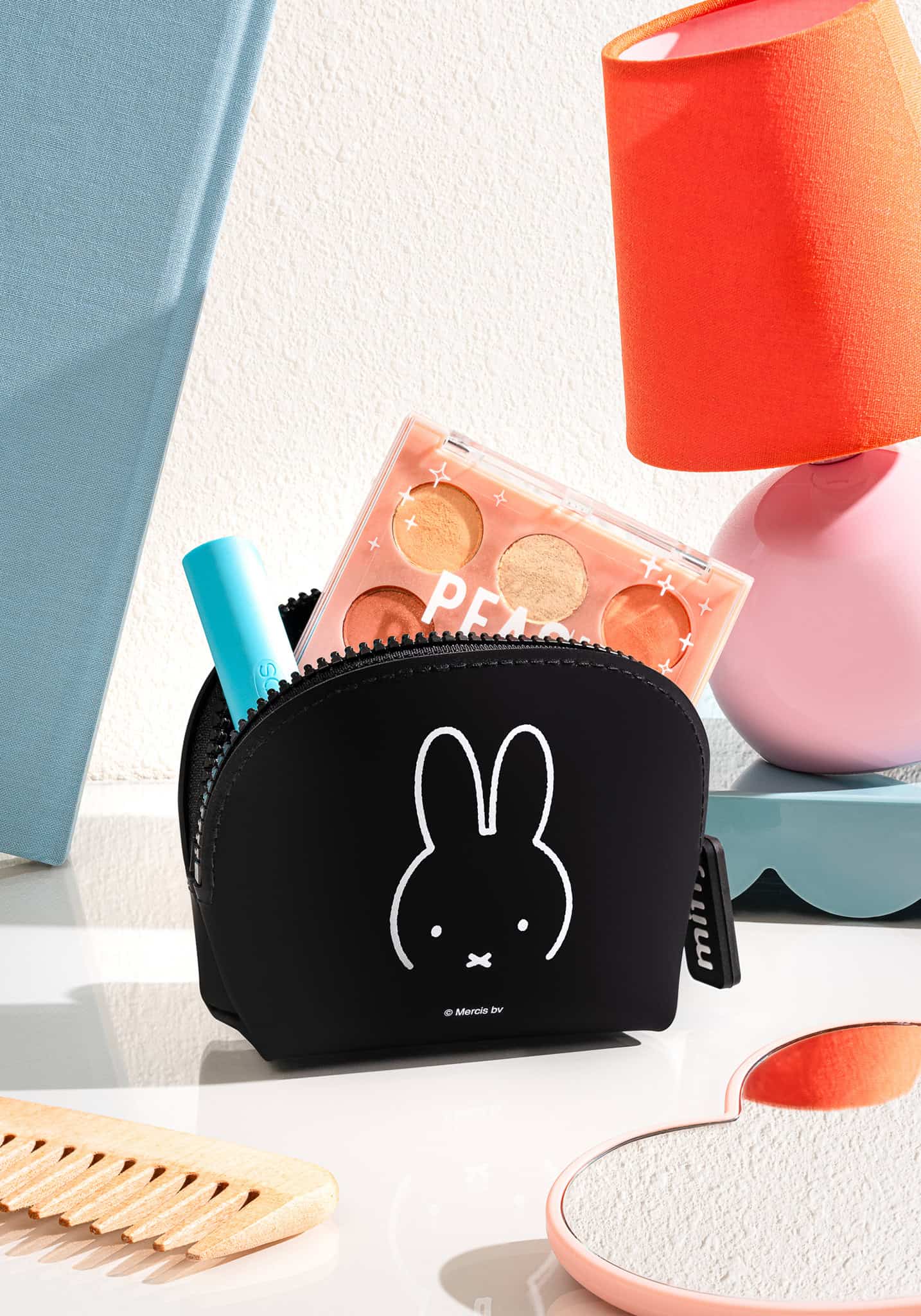 NUU-Oval Dick Bruna (Black)