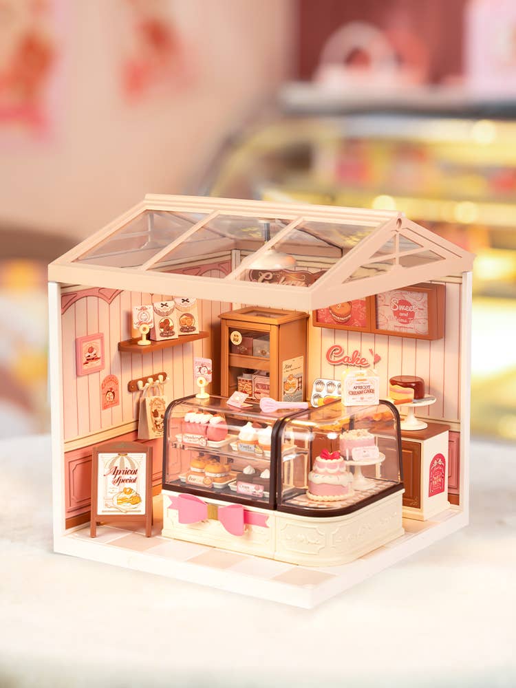 DW019B Rolife Tasty Cake Shop DIY Miniature House
