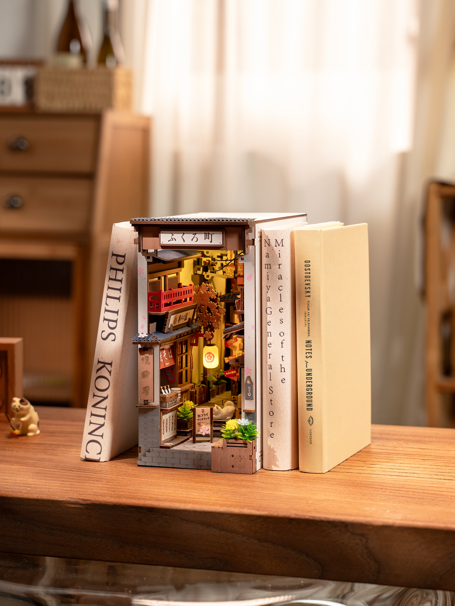 Rolife Sakura Wine Alley DIY BooK&Nook