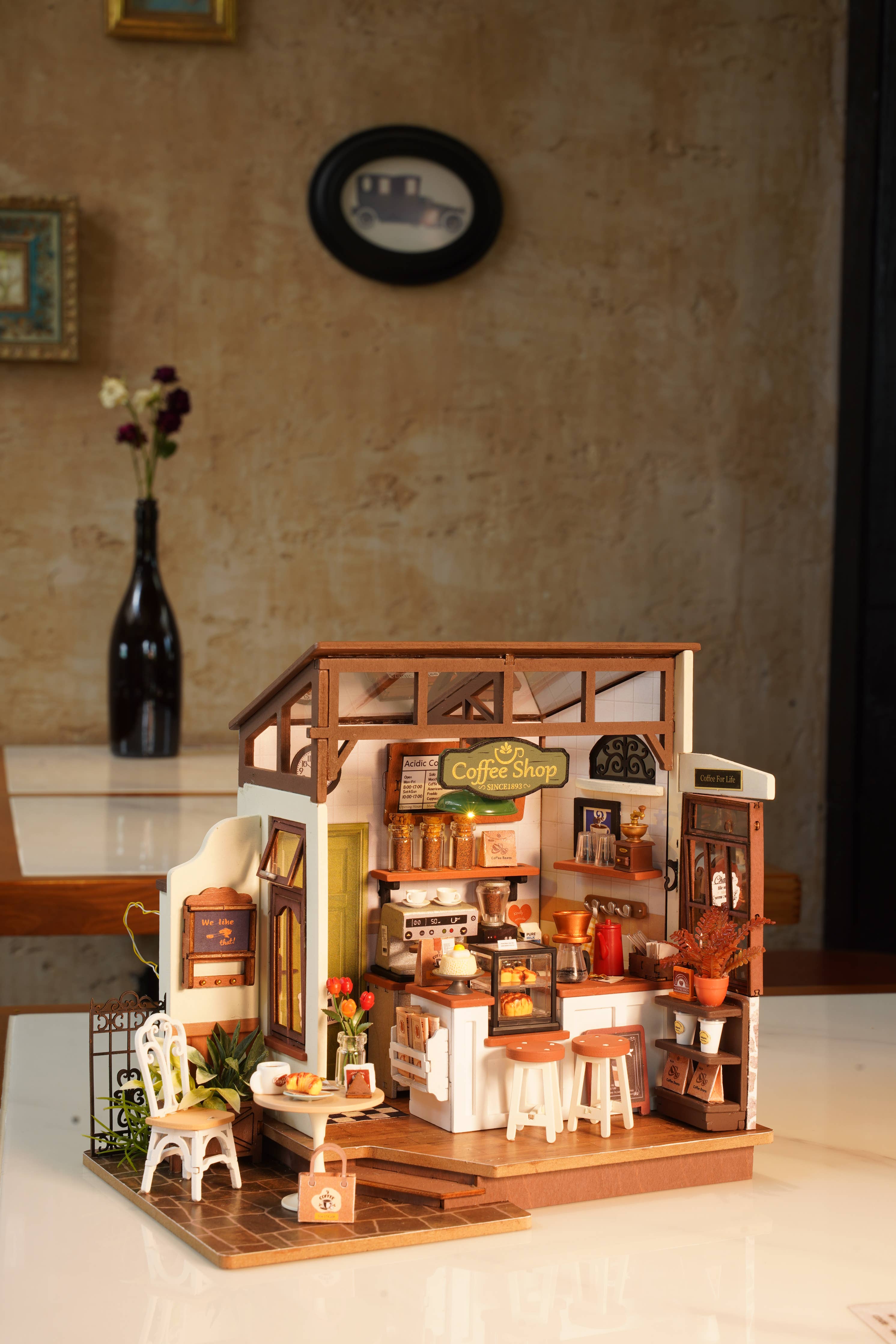 Rolife Slow Life Café DIY Miniature House Craft Dollhouse
