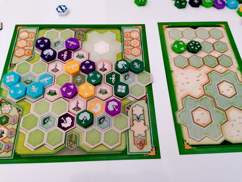 Azul: Queen’s Garden