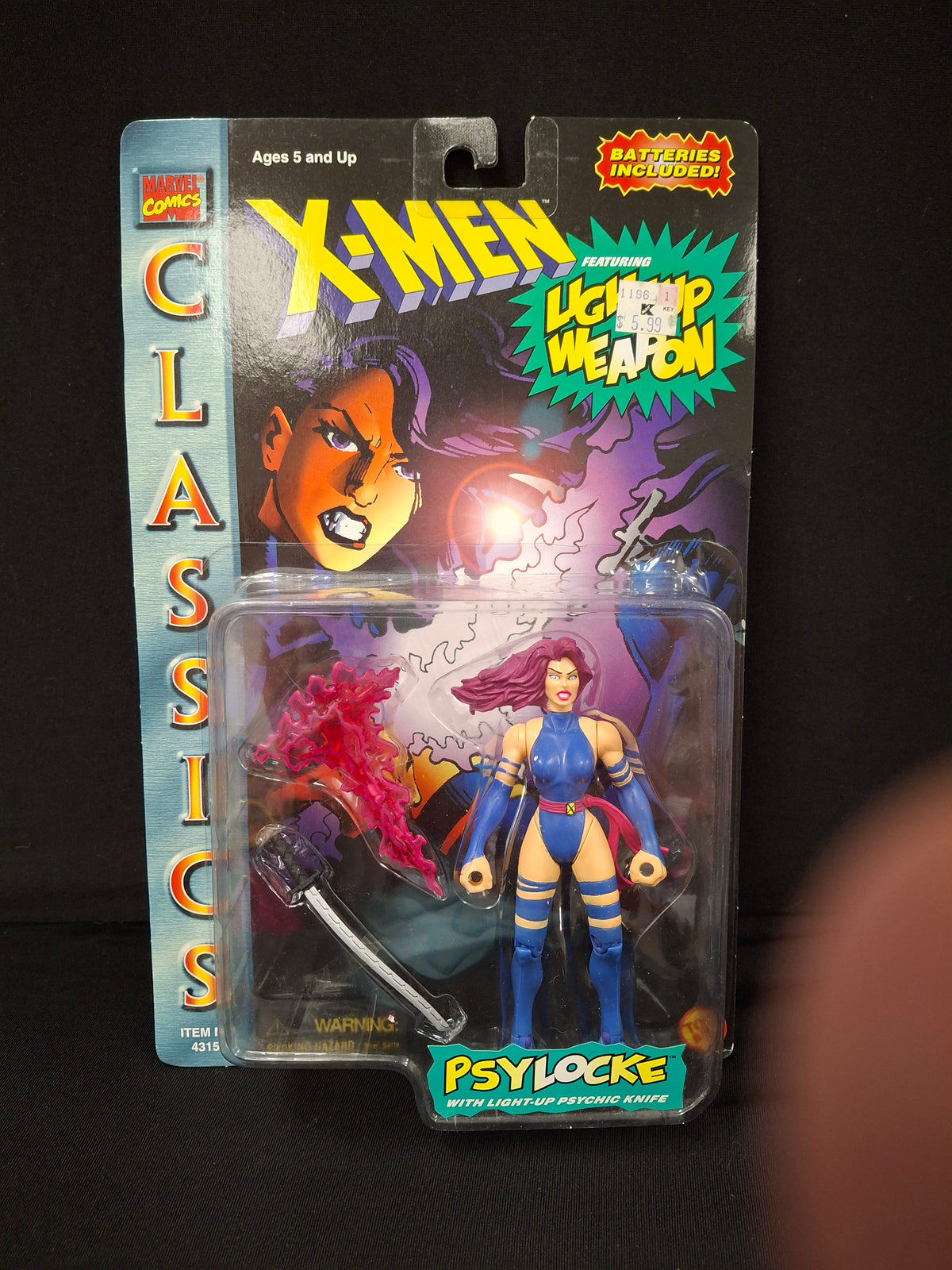 Marvel Comics Classic X-Men - Psylocke w/ Light-up Psychic Knife