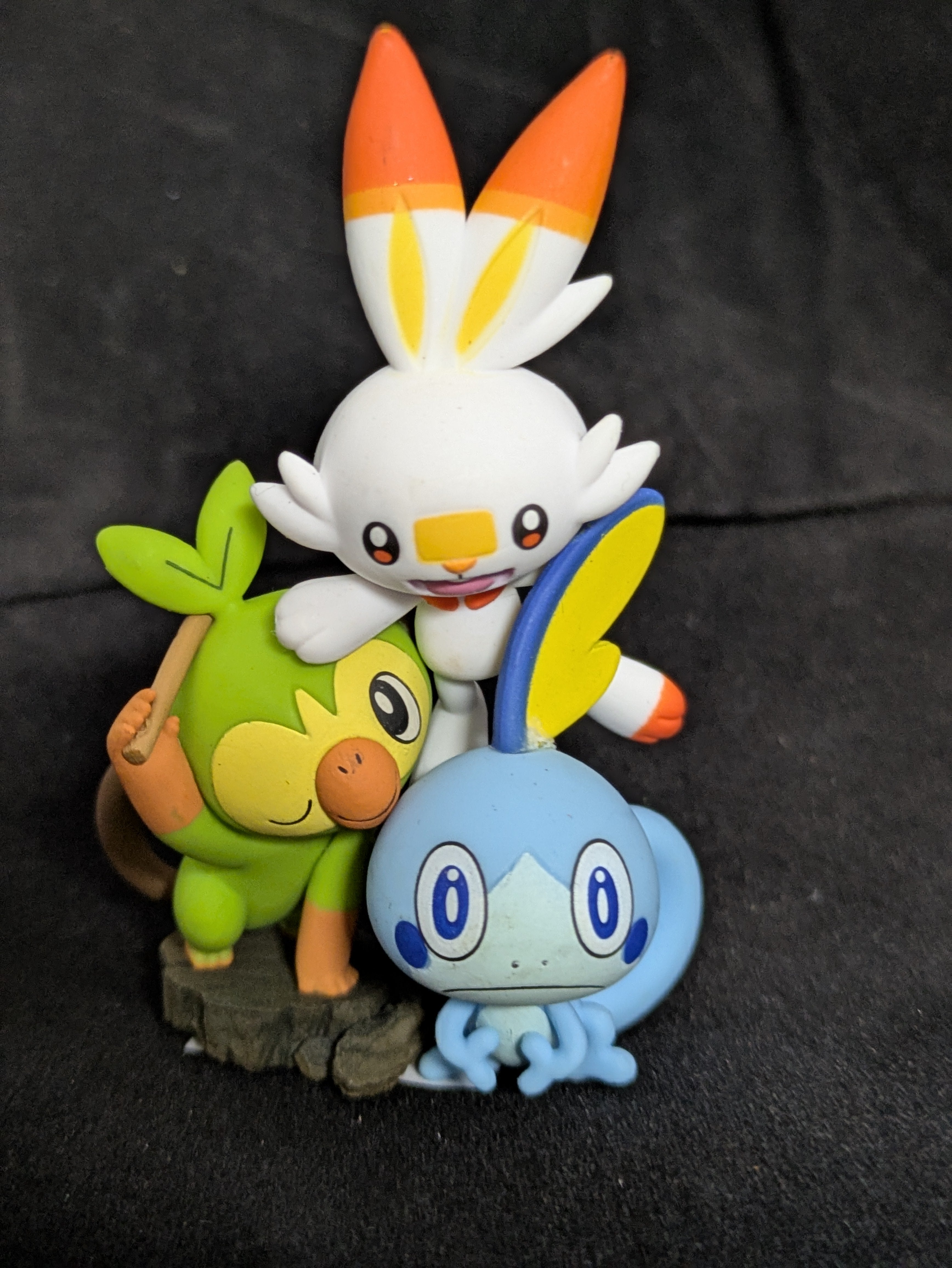 Pokémon Official Figure Collection: Galar Region Starters Figure