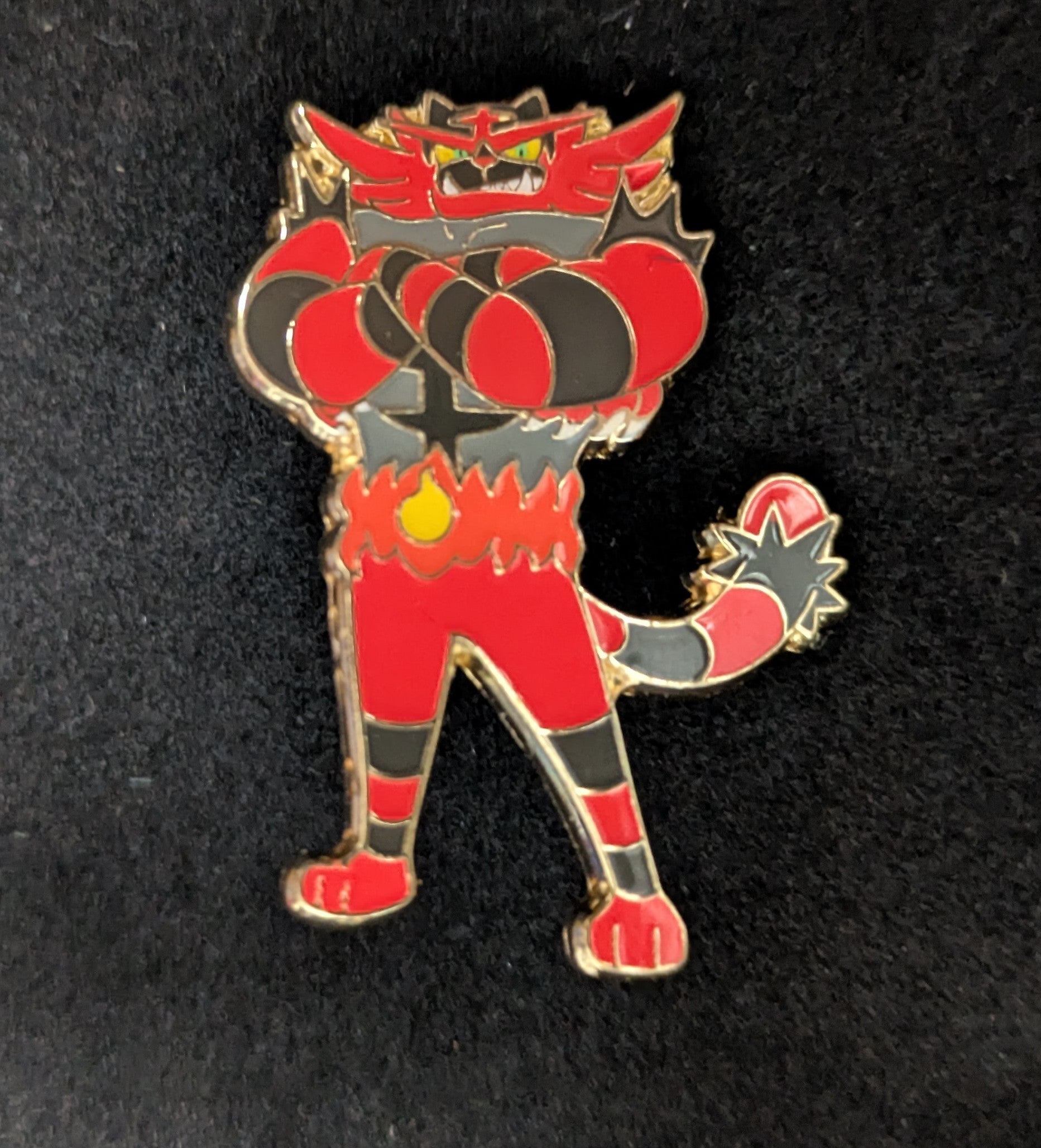 Pokémon Official Pin: Incineroar 2017 Pin