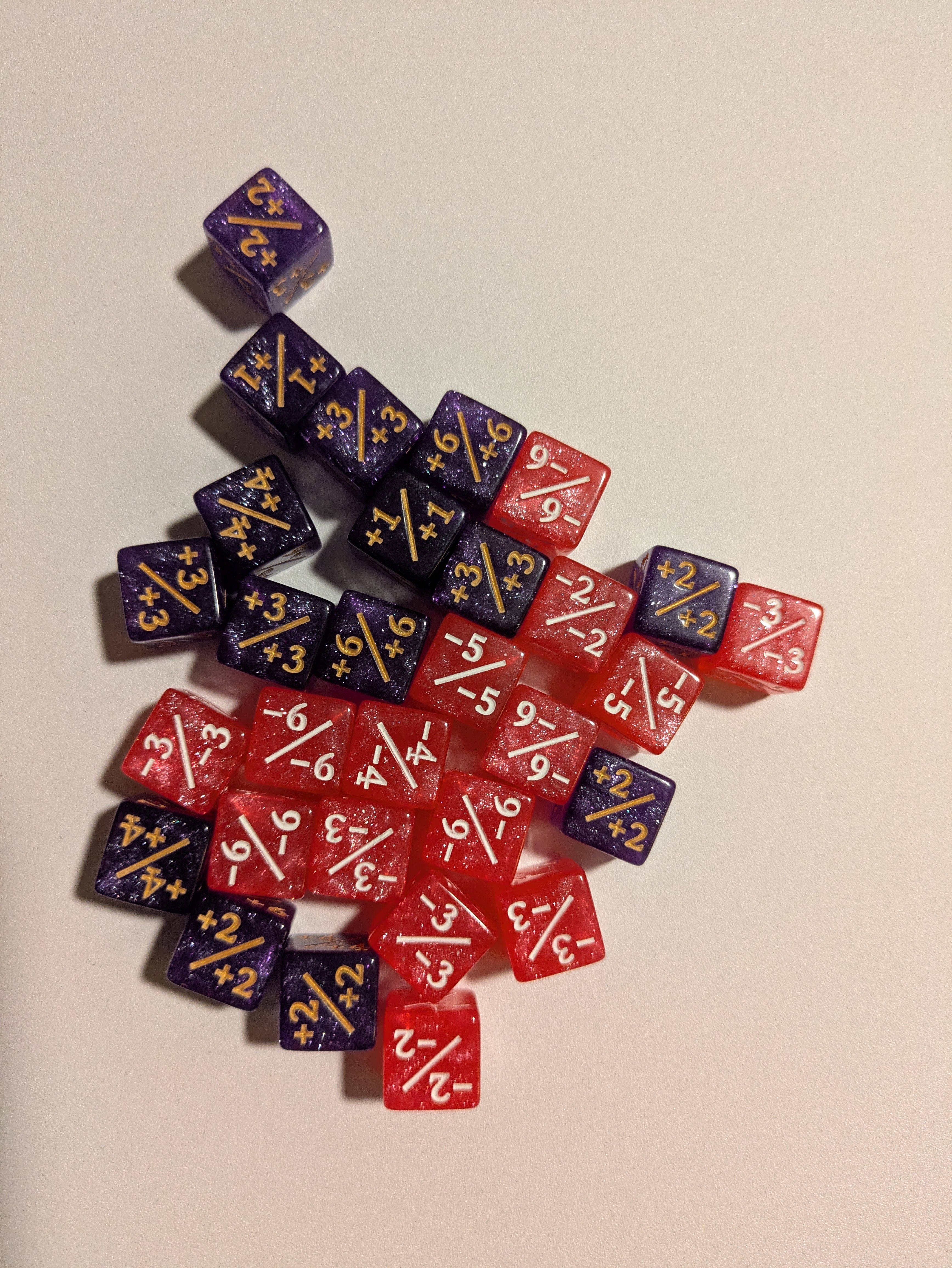 Magic the Gathering: +1/-1 Dice, 12 mm, set of 30