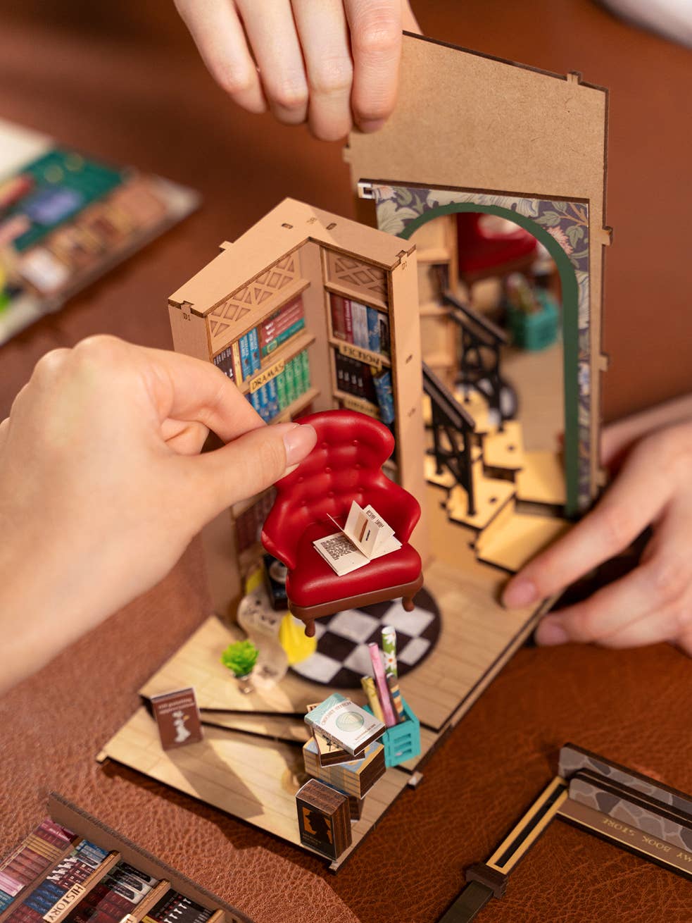 Bookstore Robotime Rolife DIY Kit Book Nook 3D Puzzles TGB07
