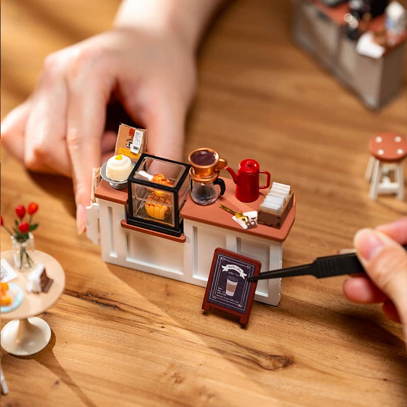 Rolife Slow Life Café DIY Miniature House Craft Dollhouse