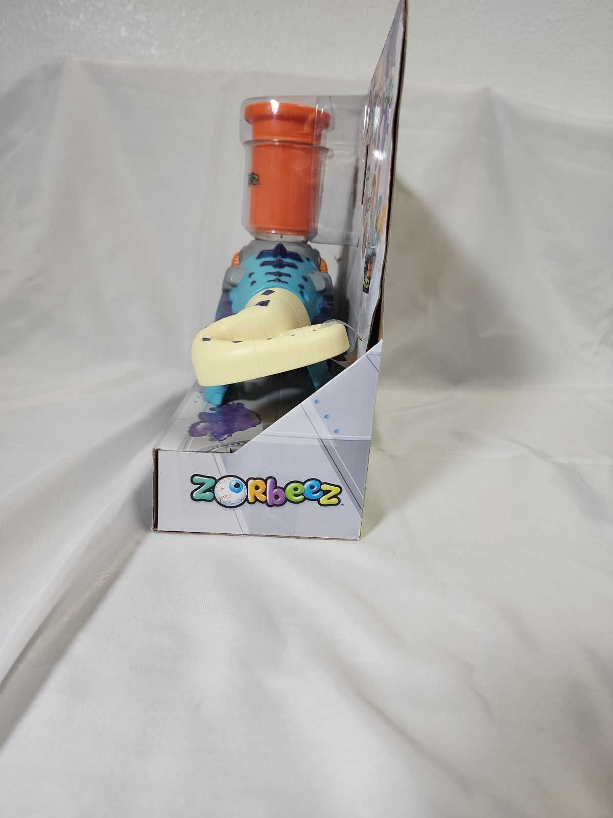 SEALED Zorbeez - Creature Chumper Big Ben Blaster  & 3 Beads Packets, JJ-B-271