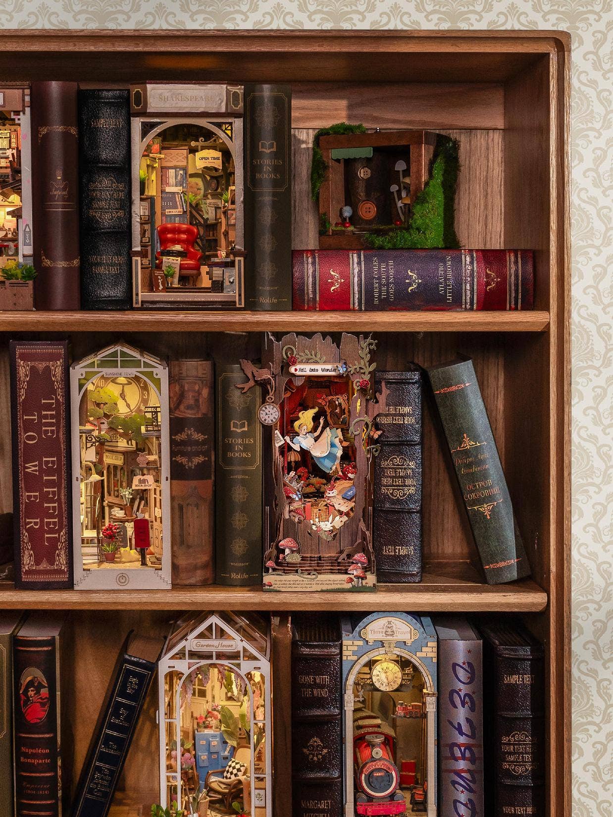 Rolife Fall into Wonder DIY BooK&Nook TGB12