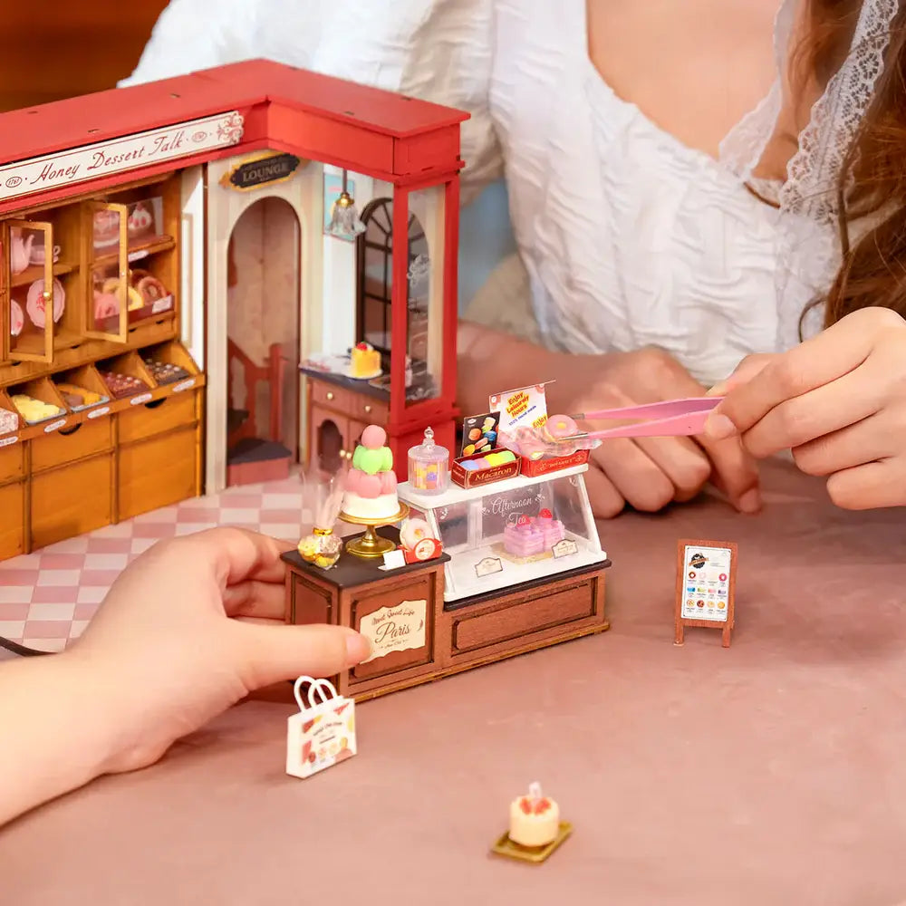 Honey Dessert Talk Rolife DIY Miniature House Crafts DG168
