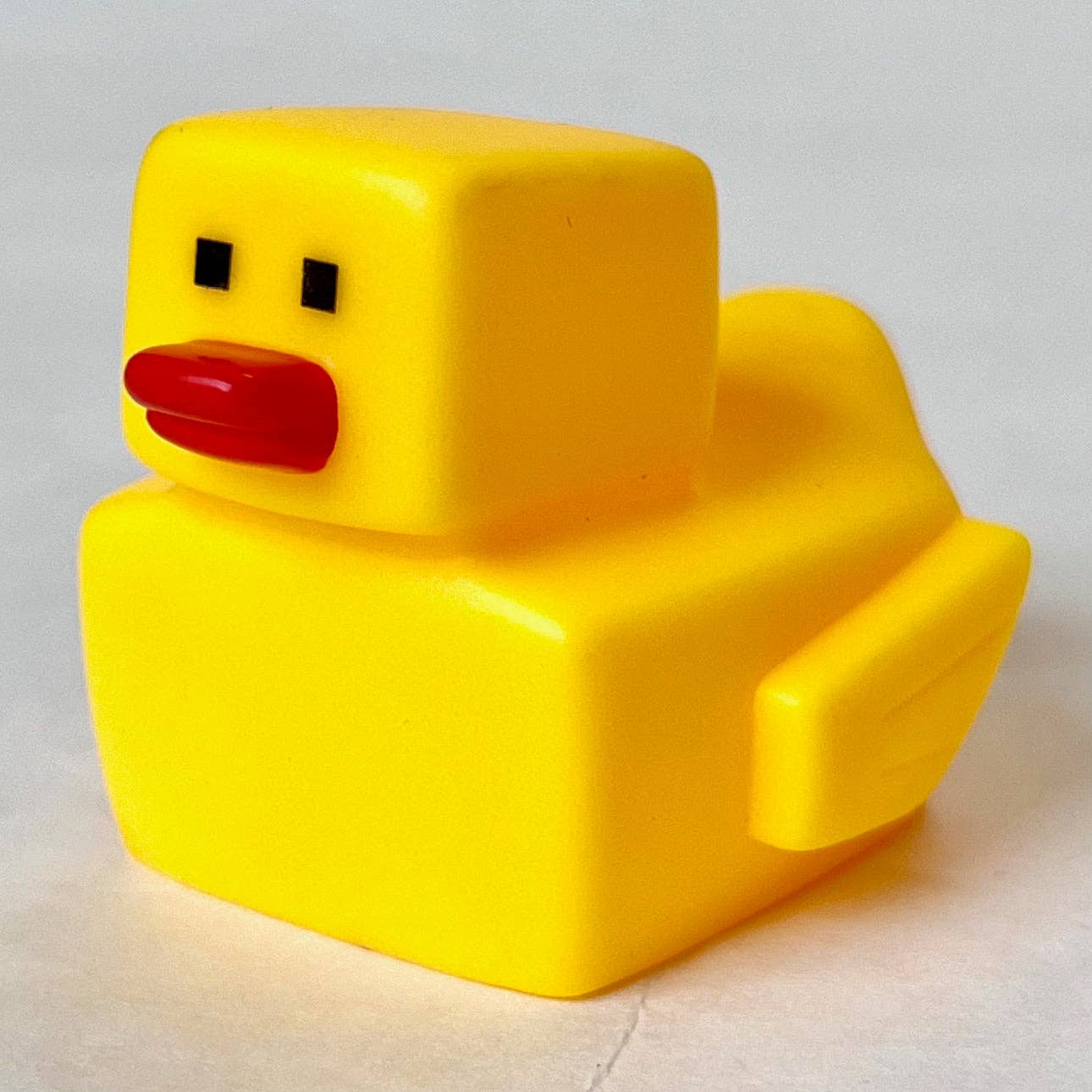 SQUARE DUCK FIGURINES-10