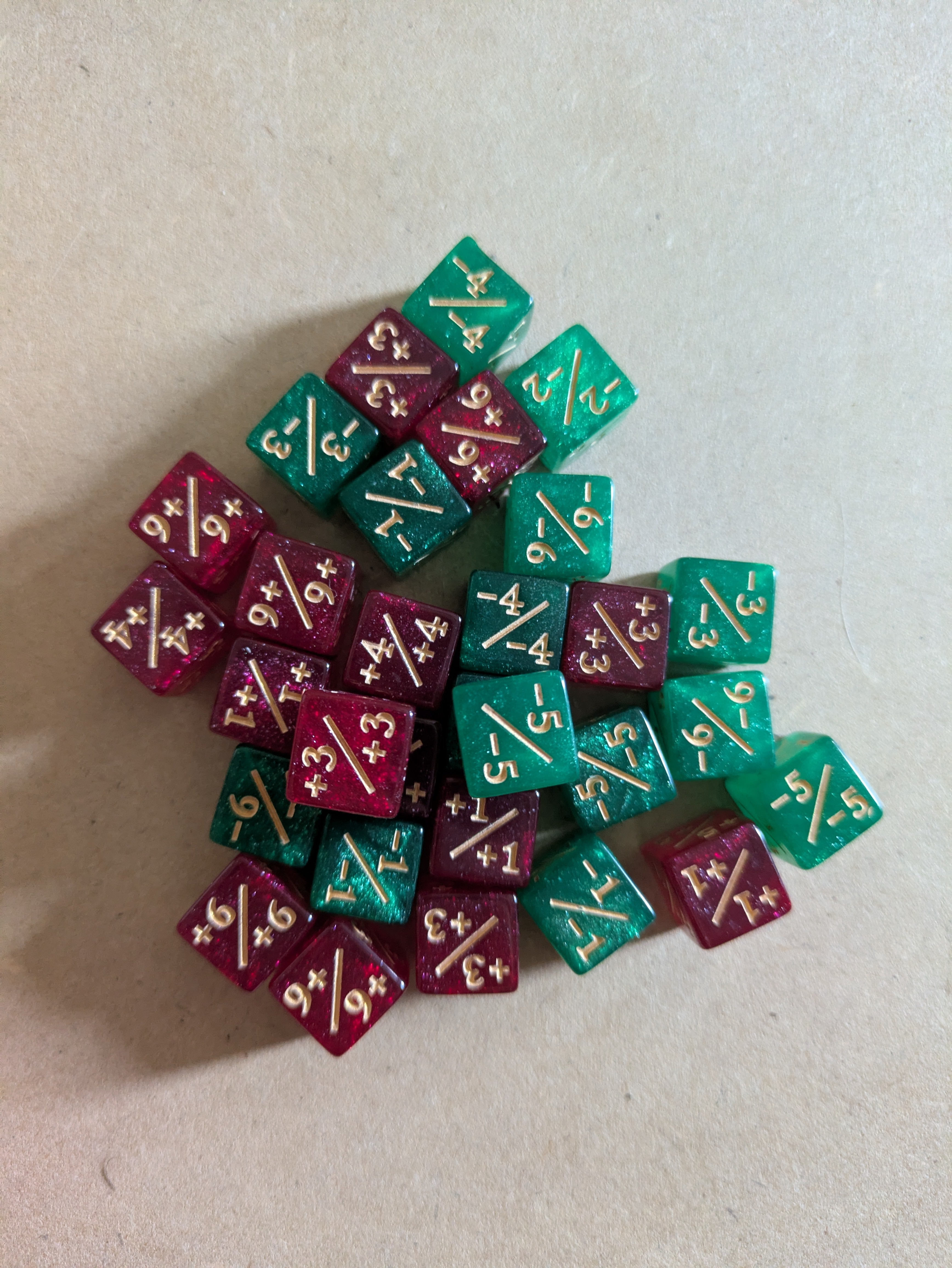 Magic the Gathering: +1/-1 Dice, 12 mm, set of 30
