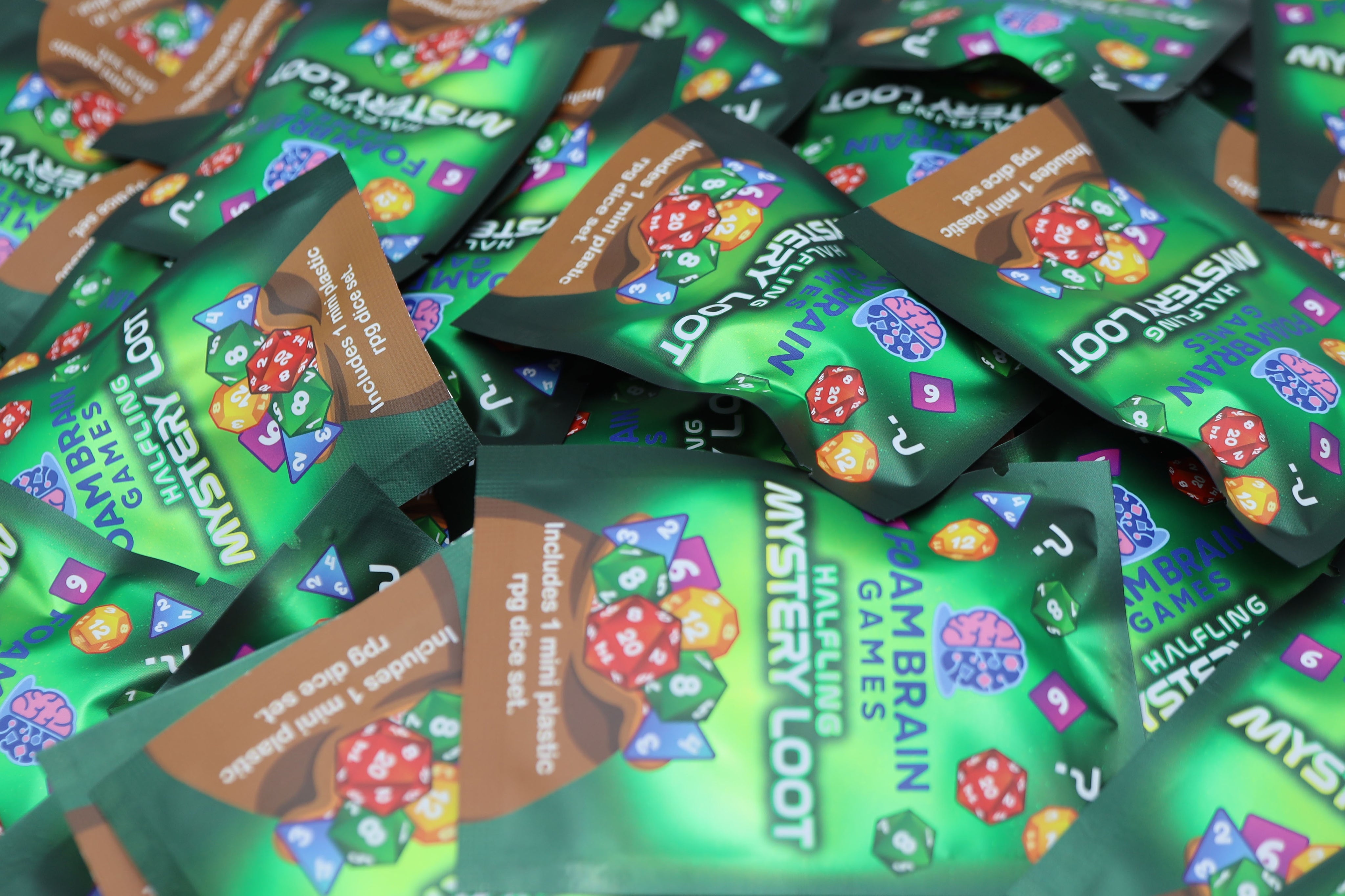 Halfling Mystery Loot: 1 mini plastic RPG set