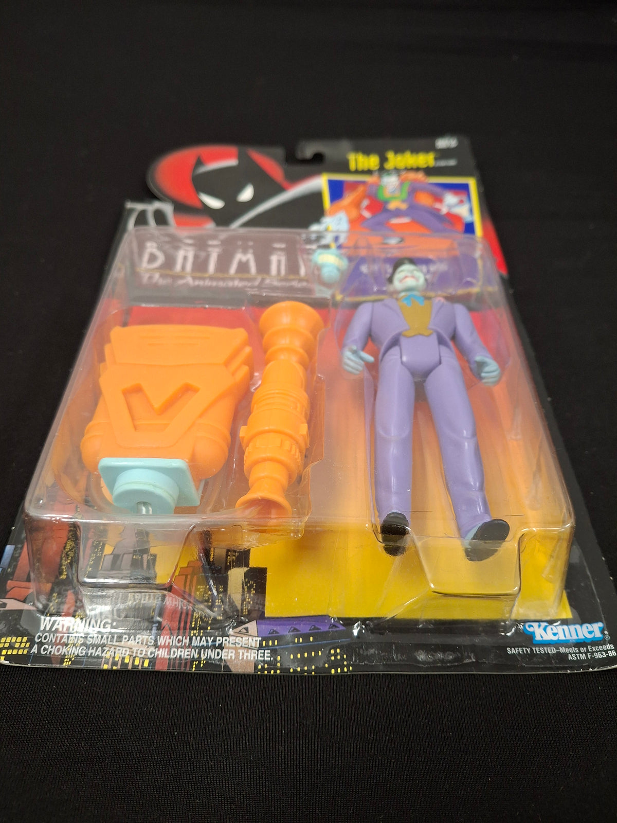 Batman the Animated Series - The Joker w/ "Laughing Gas" Spray Gun